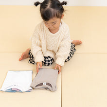 画像をギャラリービューアに読み込む, ひとりでたためるTシャツ